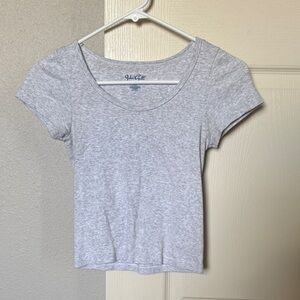 Brandy Melville Light Gray Short Sleeve Tee
